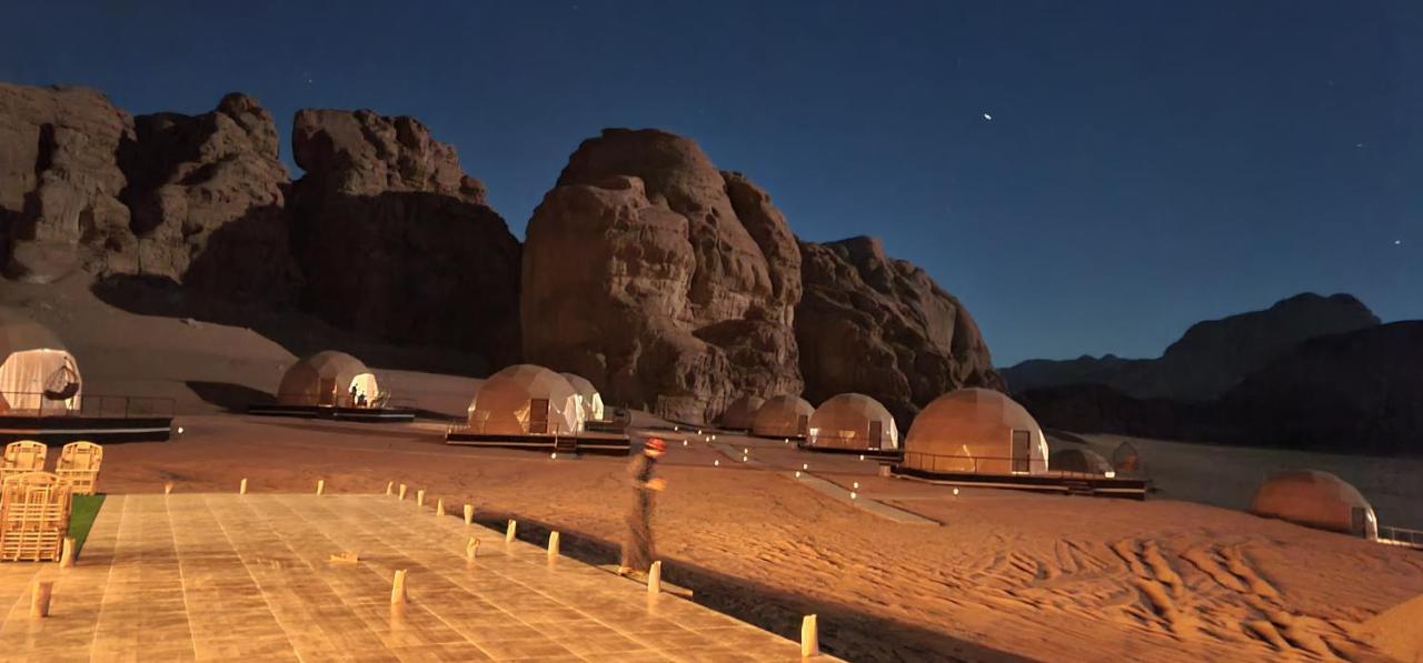 Hotel Hasan Zawaideh Luxury Camp 2 à Wadi Rum Extérieur photo