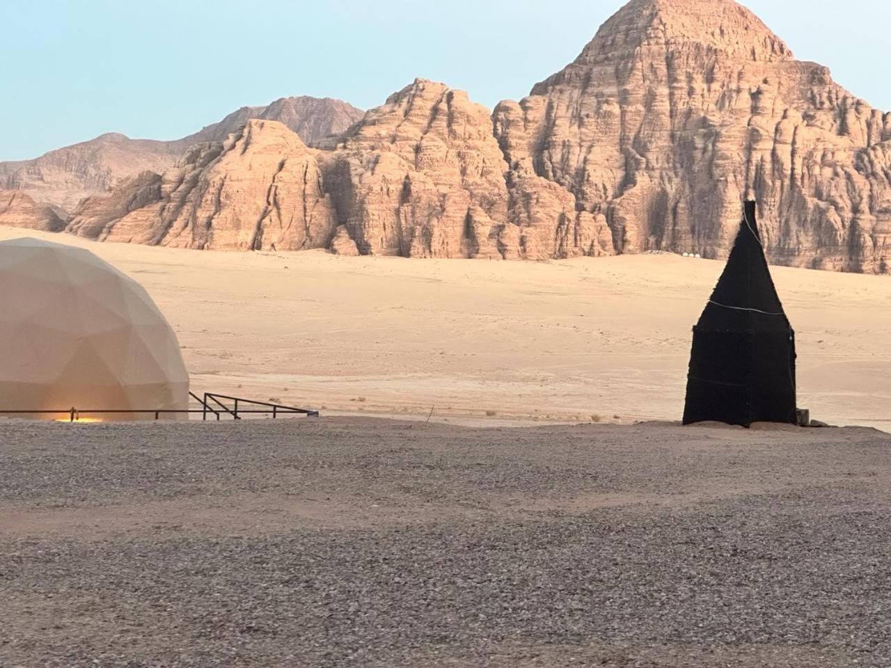 Hotel Hasan Zawaideh Luxury Camp 2 à Wadi Rum Extérieur photo