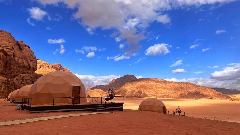 Hotel Hasan Zawaideh Luxury Camp 2 à Wadi Rum Extérieur photo
