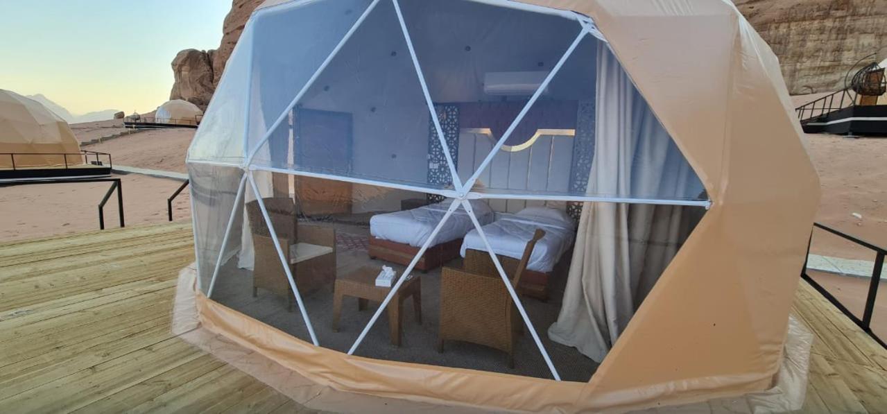Hotel Hasan Zawaideh Luxury Camp 2 à Wadi Rum Extérieur photo