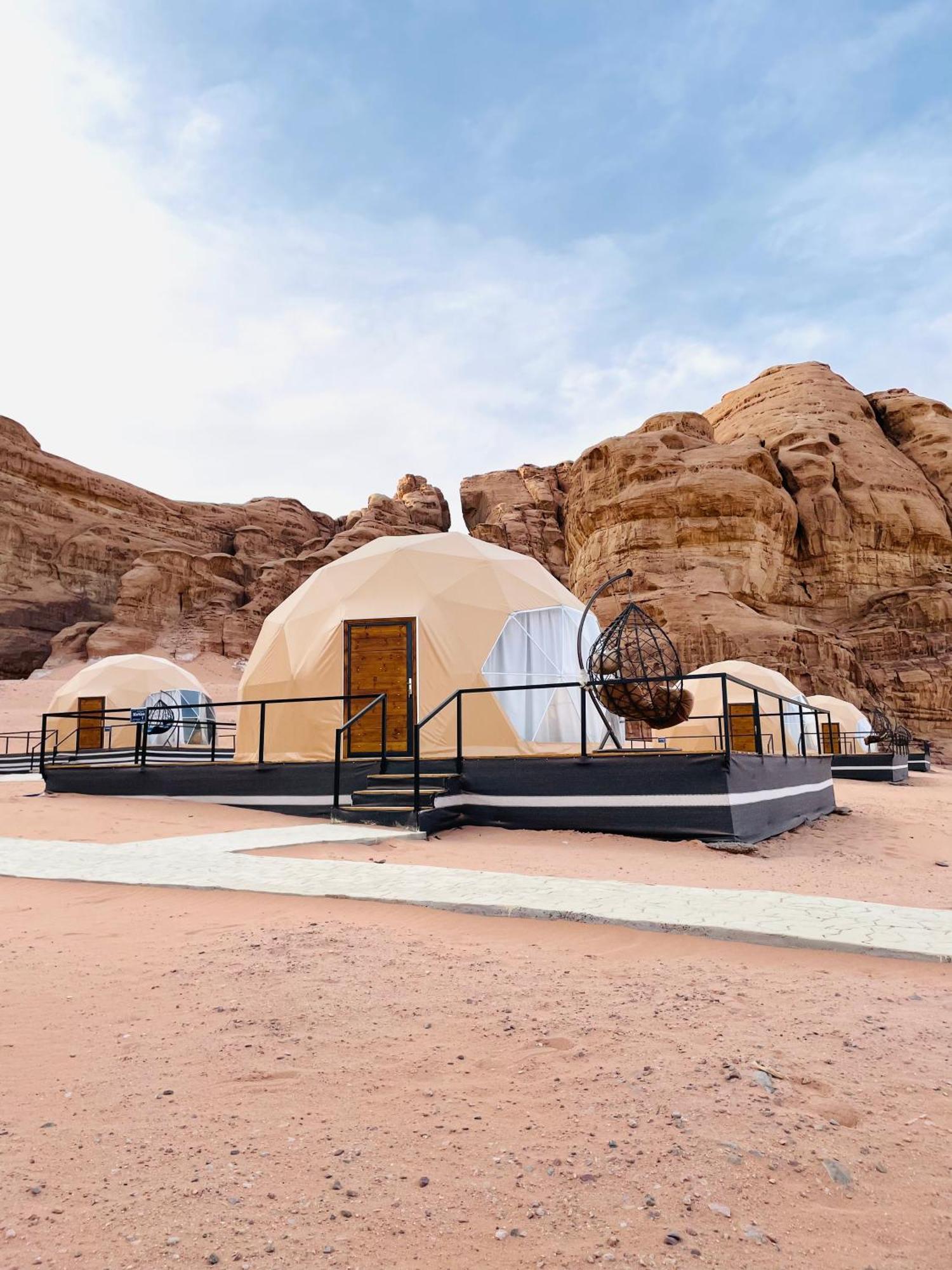 Hotel Hasan Zawaideh Luxury Camp 2 à Wadi Rum Extérieur photo